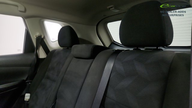 Used 2015 Nissan Rogue S FWD image 43