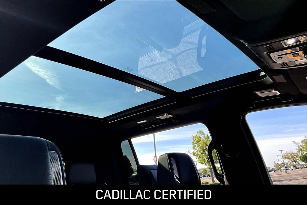 Used 2025 Cadillac Escalade ESV V w/ LPO, ONYX Package image 13