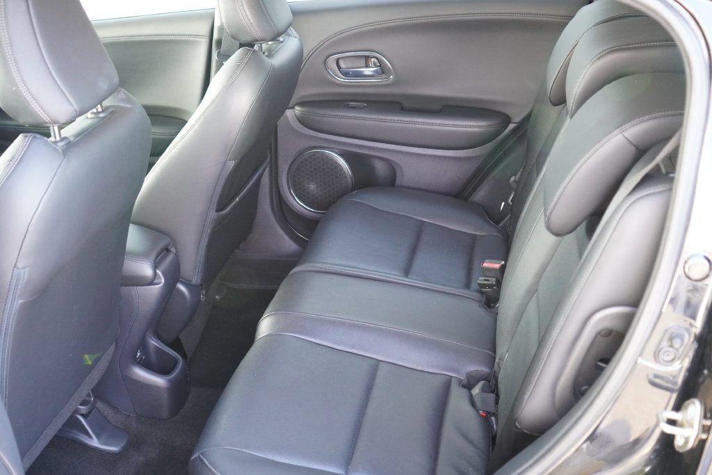 Used 2020 Honda HR-V Touring image 27