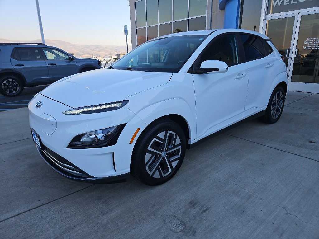 Used 2022 Hyundai Kona SEL w/ Convenience Package