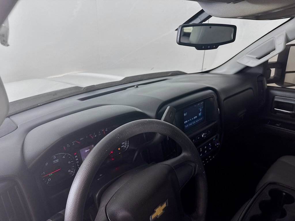 Used 2017 Chevrolet Silverado 2500 W/T w/ WT Convenience Package RWD image 9
