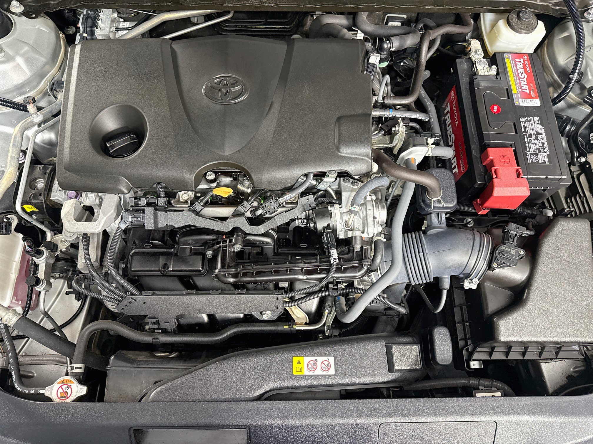 Used 2023 Toyota Camry SE w/ Convenience Package FWD image 39