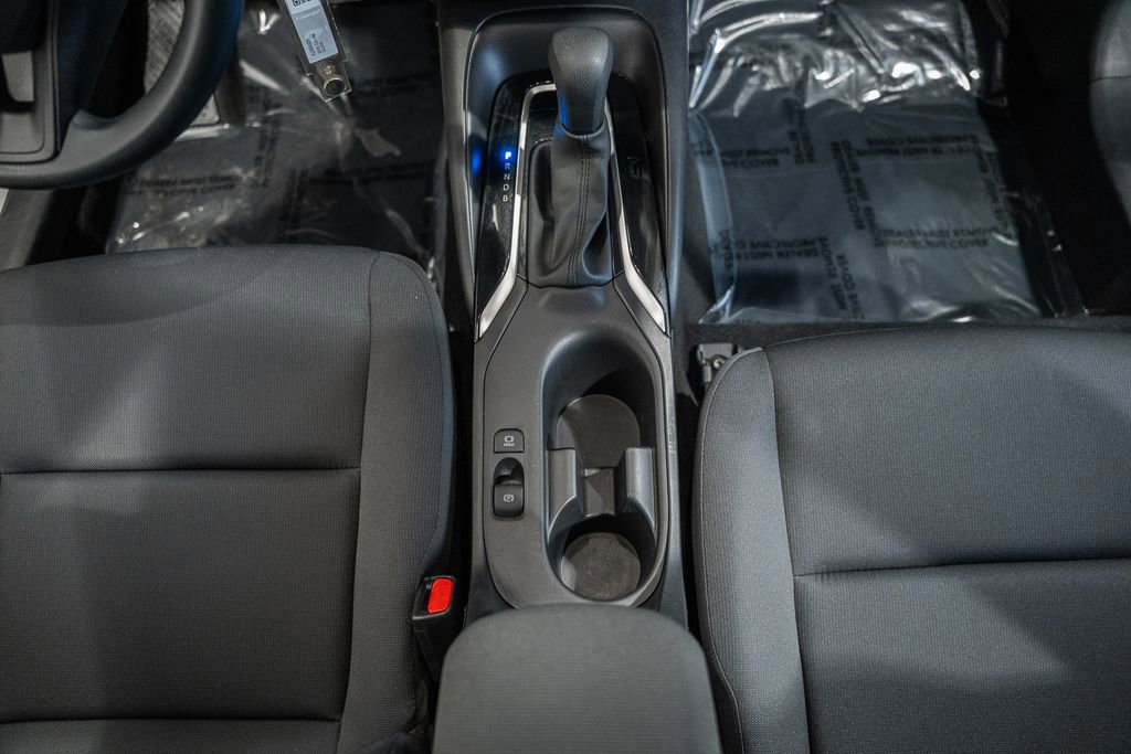 Used 2025 Toyota Corolla LE image 22