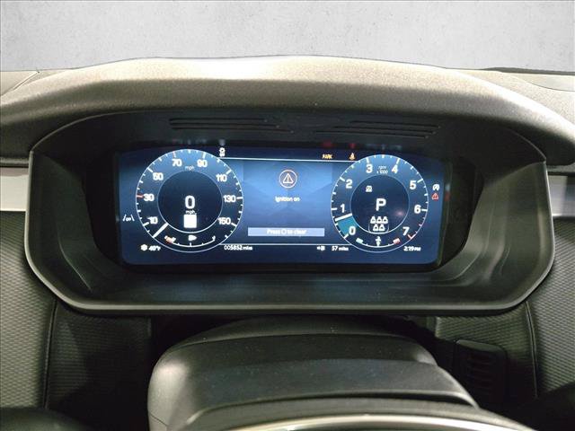 Used 2024 Land Rover Discovery Dynamic SE AWD/4WD image 21