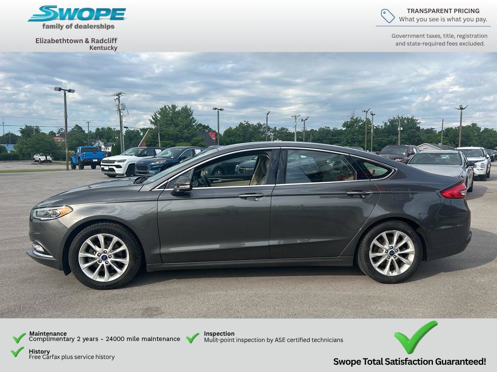 Used 2017 Ford Fusion SE FWD image 4