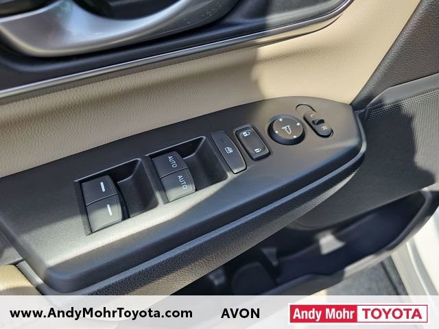 Used 2019 Honda CR-V Touring image 12