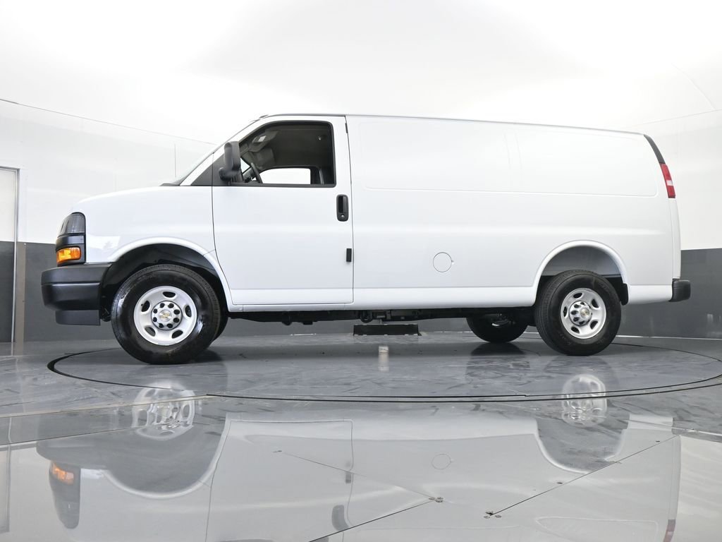 New 2025 Chevrolet Express 2500 w/ Driver Convenience Package image 47