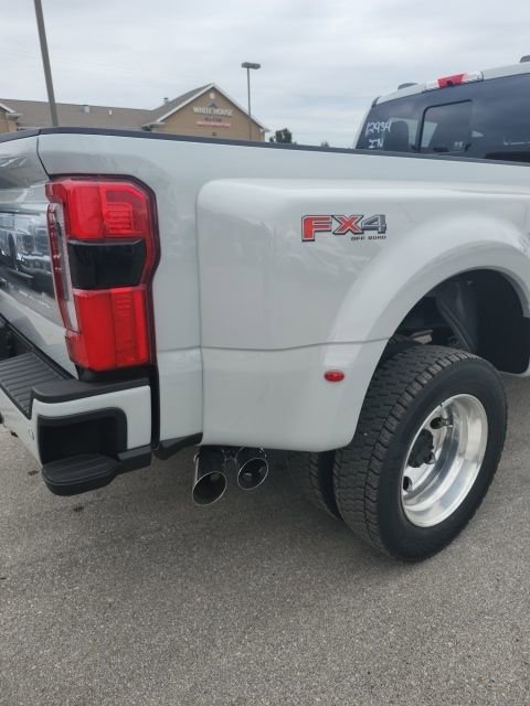 New 2026 Ford F450 Platinum image 11