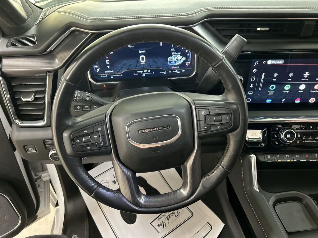Used 2024 GMC Sierra 3500 Denali Ultimate AWD/4WD image 4