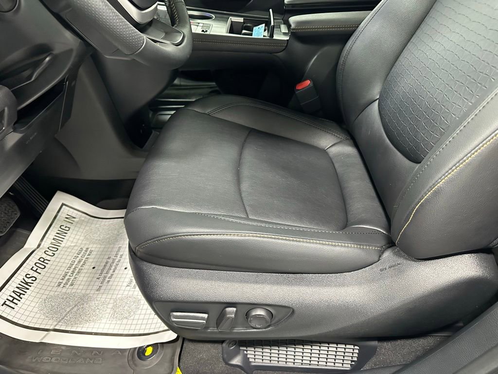 Used 2026 Toyota Sienna XLE Woodland Edition AWD/4WD image 12