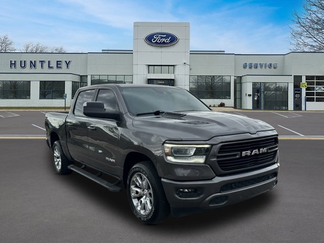 Used 2023 RAM 1500 Laramie AWD/4WD image 3