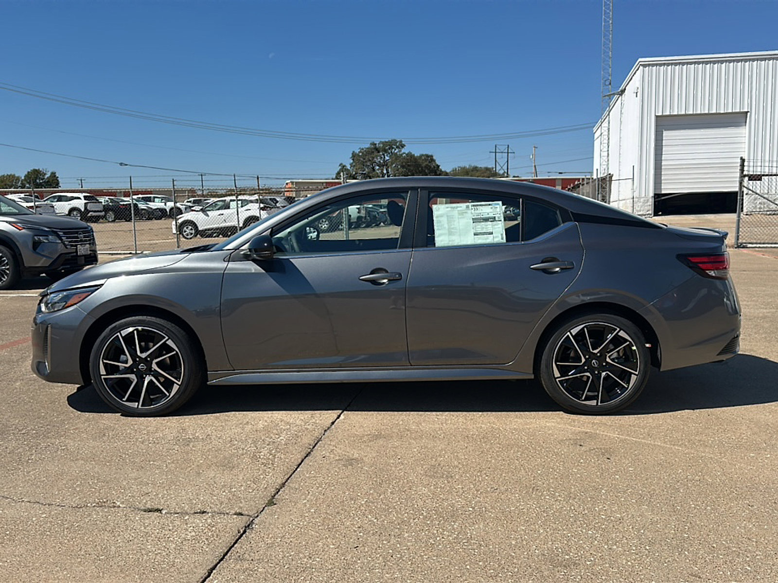 New 2025 Nissan Sentra SR w/ Trunk Package image 5