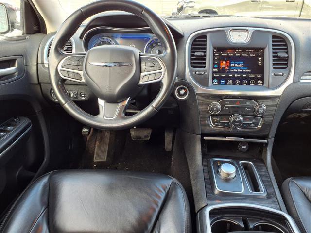 Certified 2020 Chrysler 300 Touring L w/ 300 Premium Group image 6