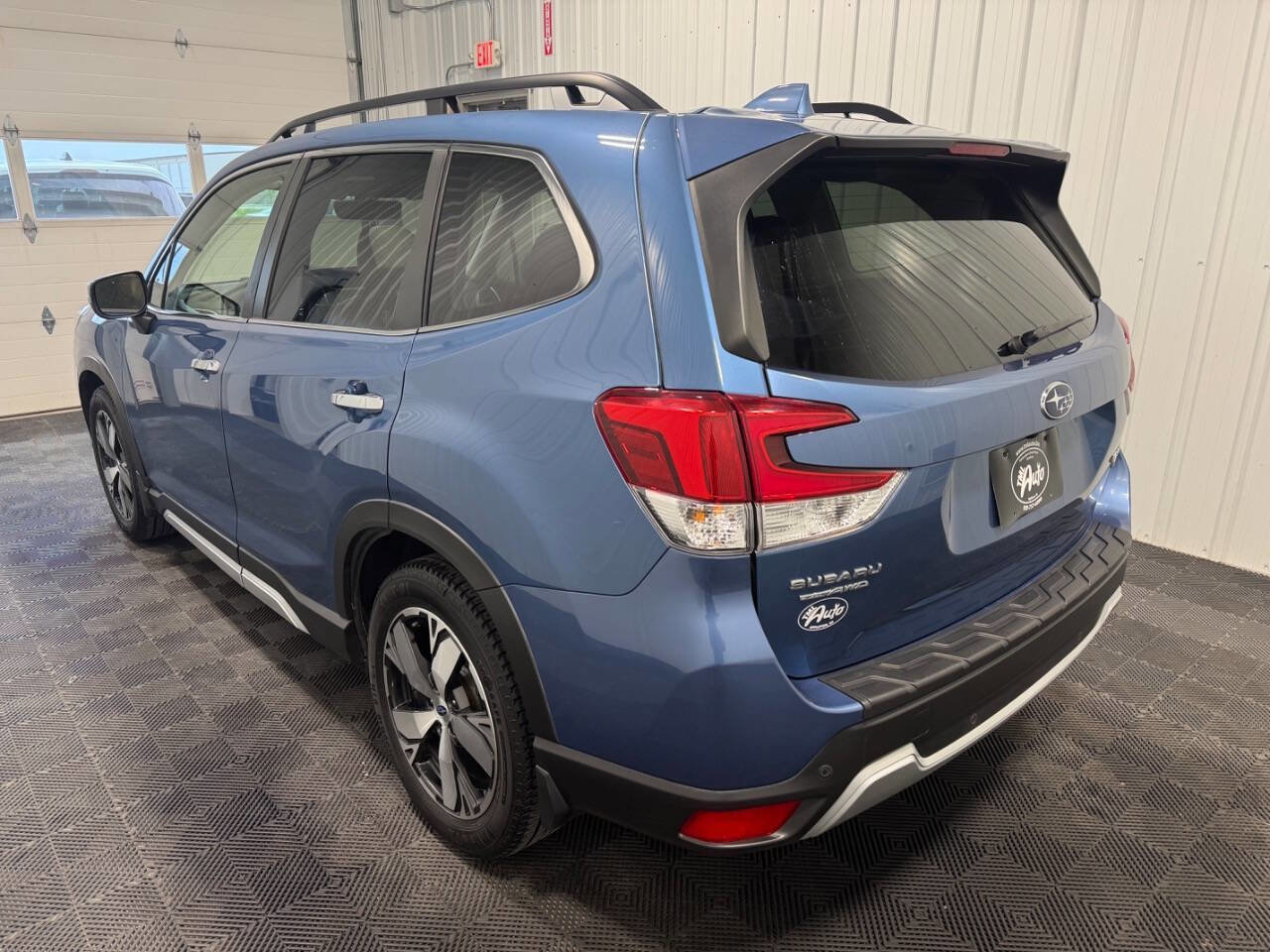 Used 2019 Subaru Forester Touring AWD/4WD image 4