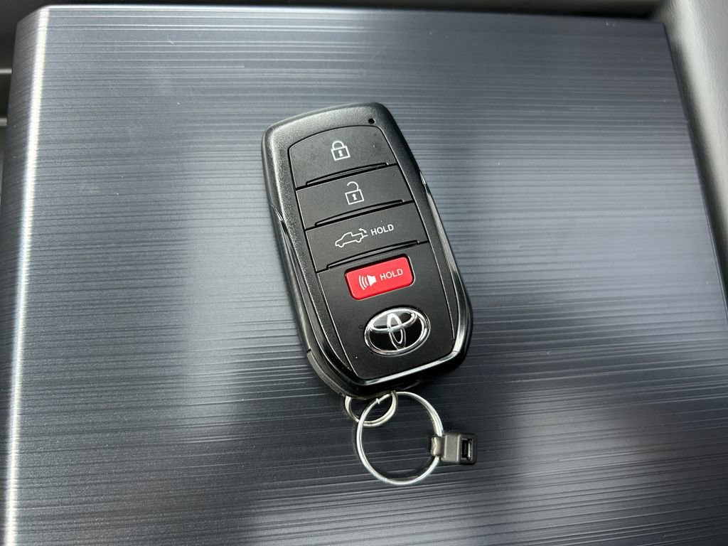 New 2026 Toyota Tundra Platinum w/ TRD Off-Road Package image 33