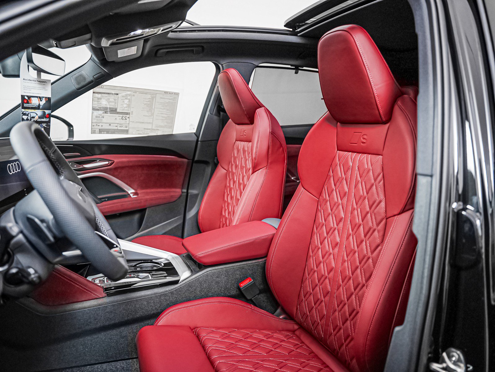 New 2026 Audi SQ5 Prestige AWD/4WD image 10