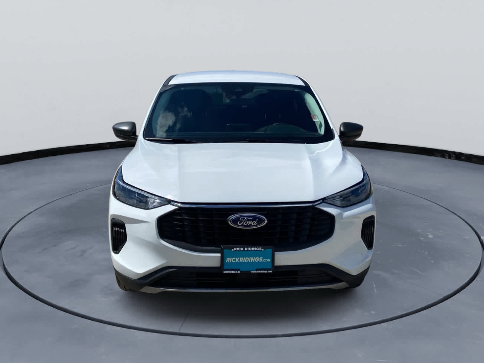 Used 2024 Ford Escape Active w/ Cold Weather Package FWD image 3