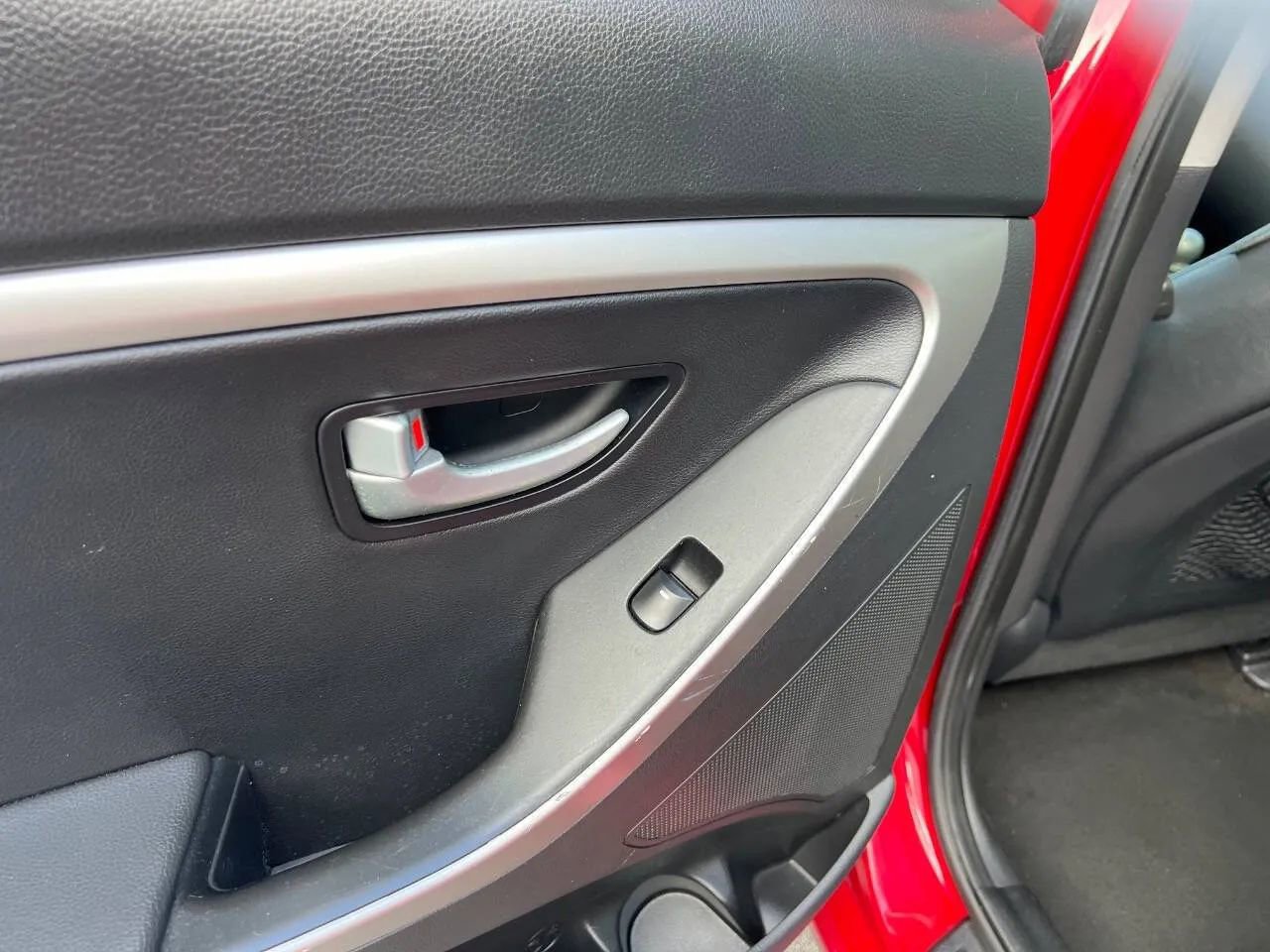 Used 2014 Hyundai Elantra GT w/ Option Group 03 image 26