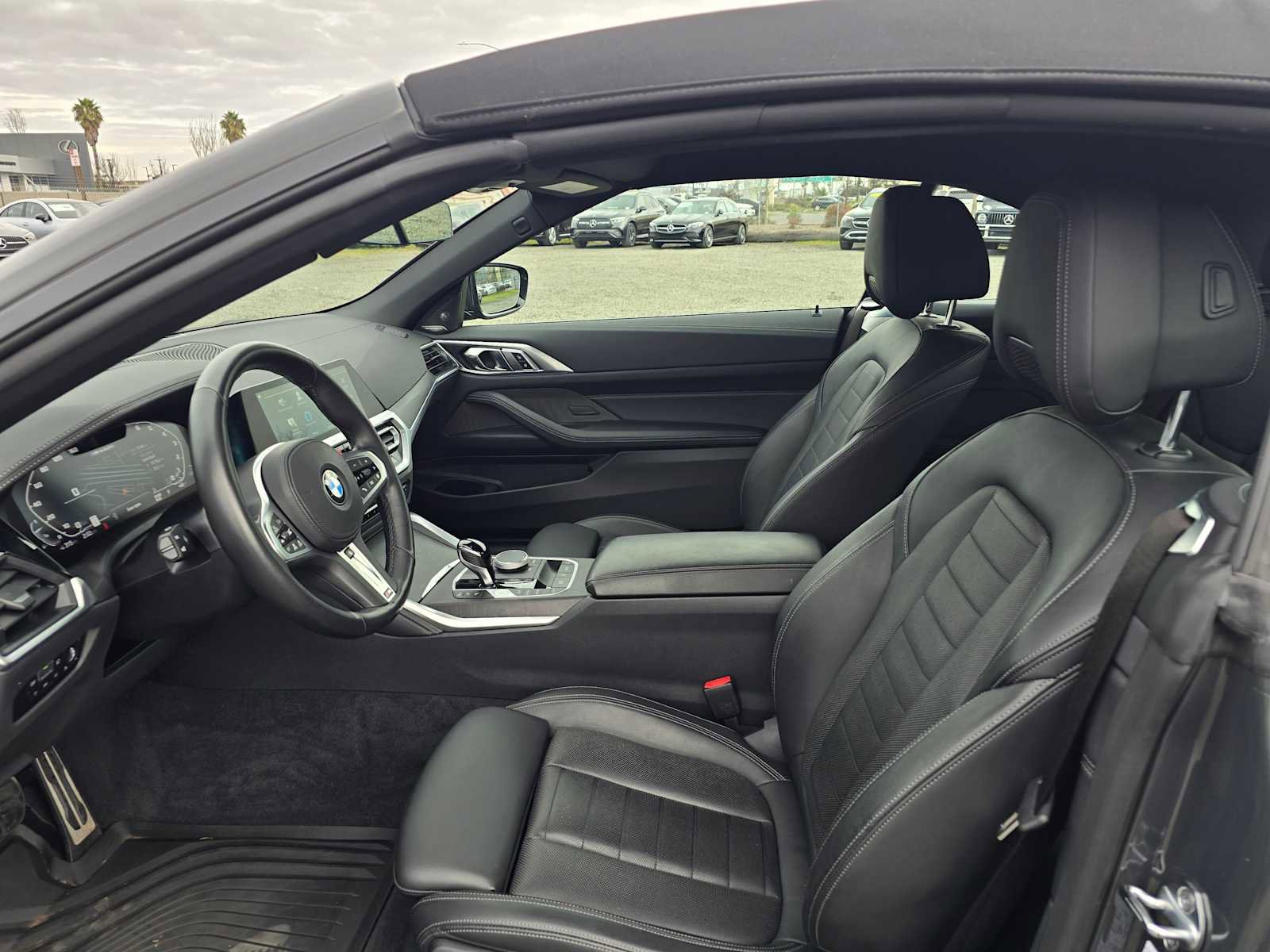 Used 2023 BMW 440i xDrive Convertible w/ Premium Package image 18
