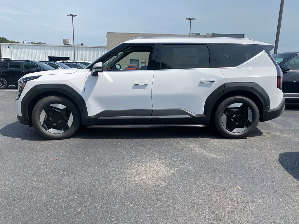 New 2026 Kia EV9 Wind image 3