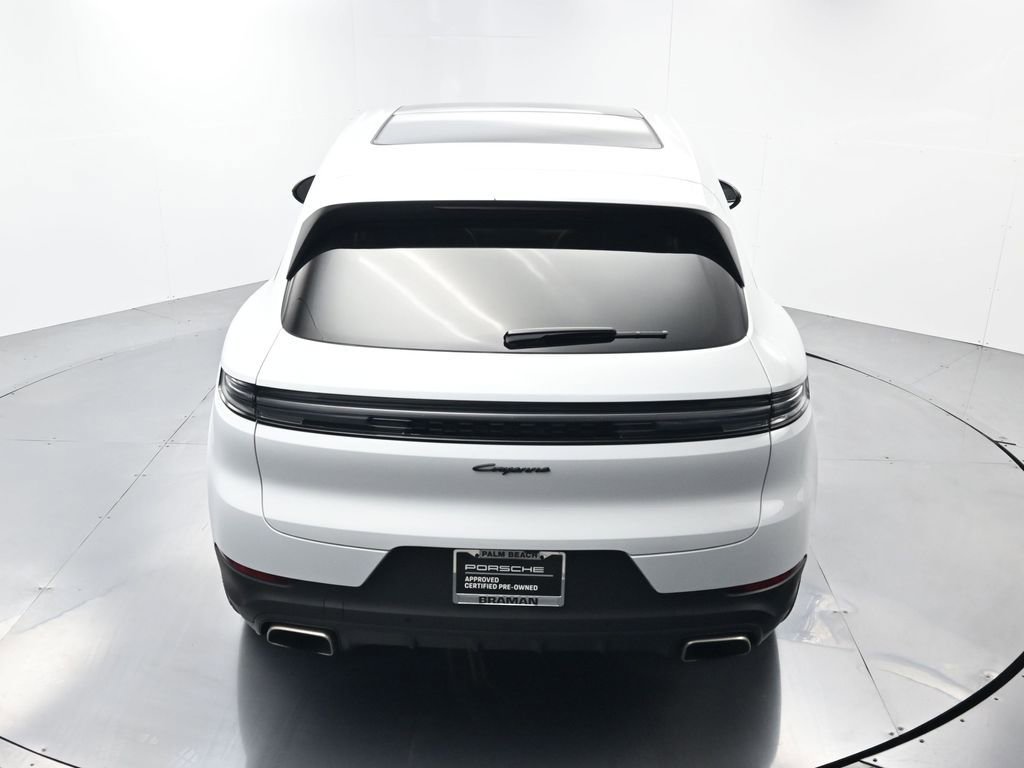Certified 2024 Porsche Cayenne AWD/4WD image 39