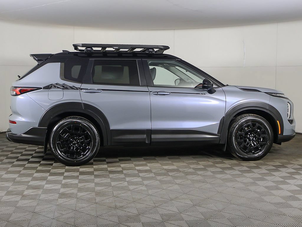New 2026 Mitsubishi Outlander AWD image 20