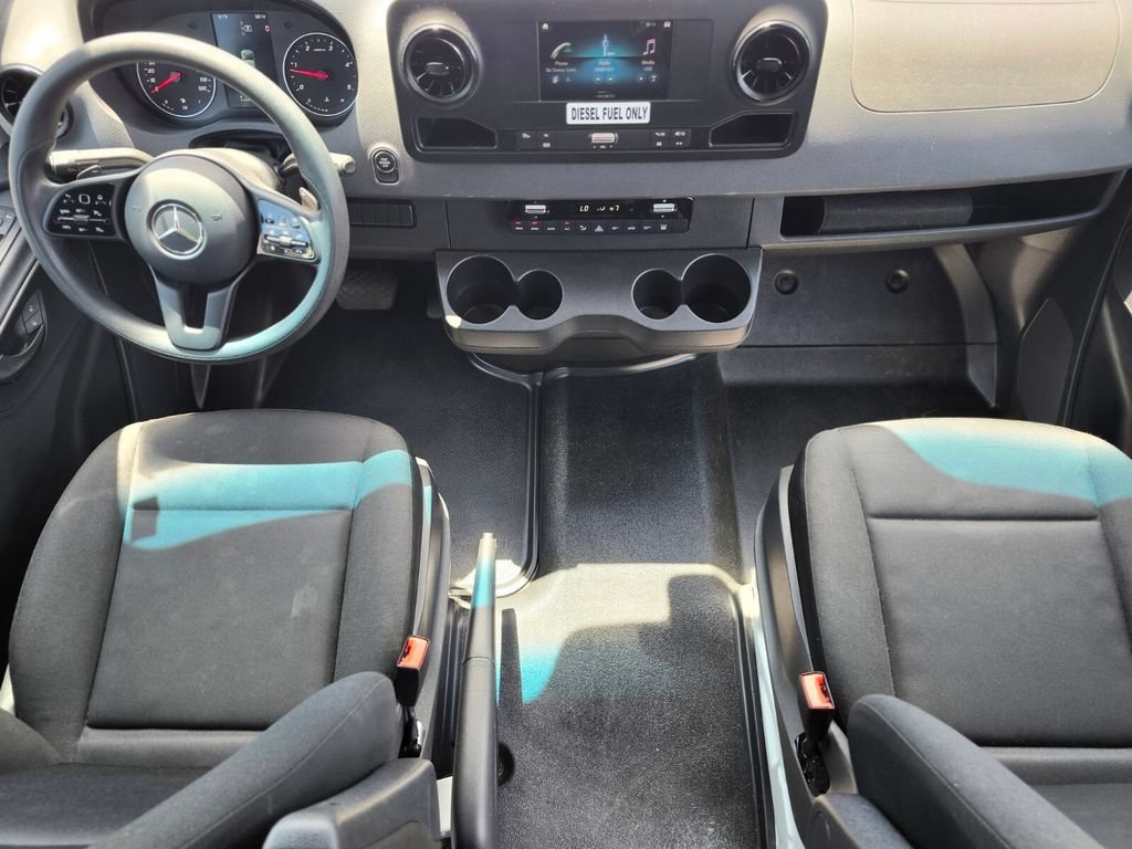 Used 2024 Mercedes-Benz Sprinter 2500 image 12