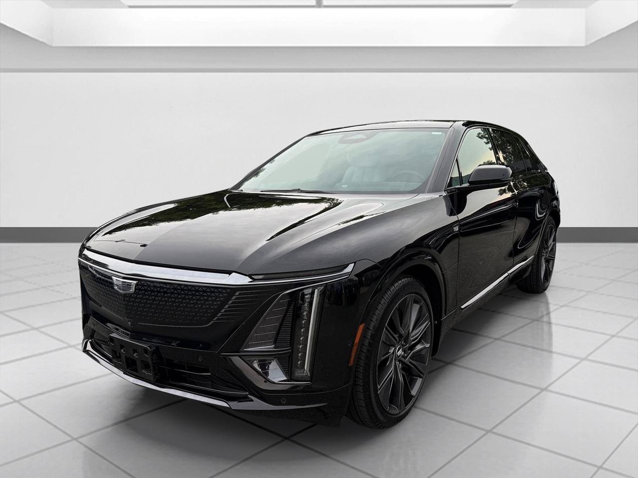 Used 2024 Cadillac Lyriq Sport RWD image 9