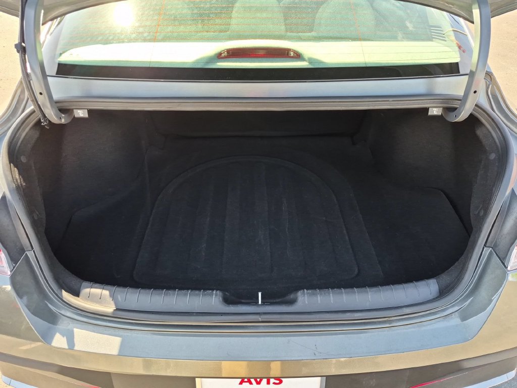 Used 2026 Hyundai Elantra Sport FWD image 29