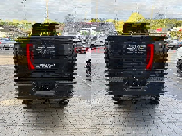 New 2026 GMC Sierra 3500 Denali w/ Denali Reserve Package image 9