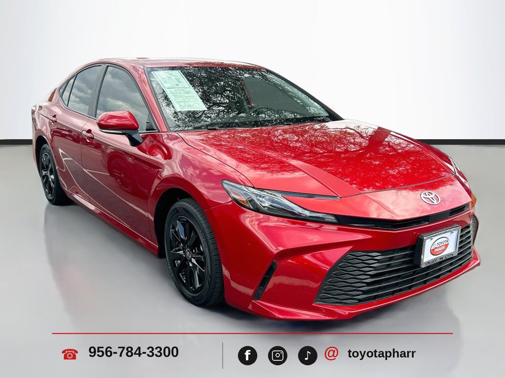 Used 2025 Toyota Camry LE w/ Convenience Package FWD image 3