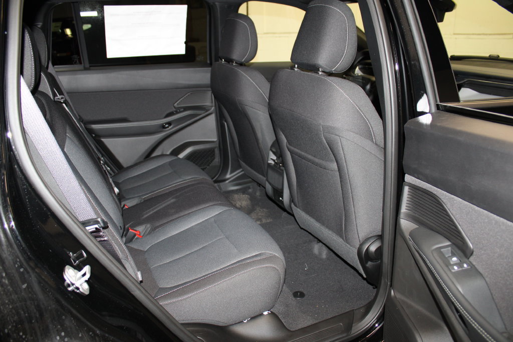 New 2026 Jeep Cherokee Laredo AWD/4WD image 30