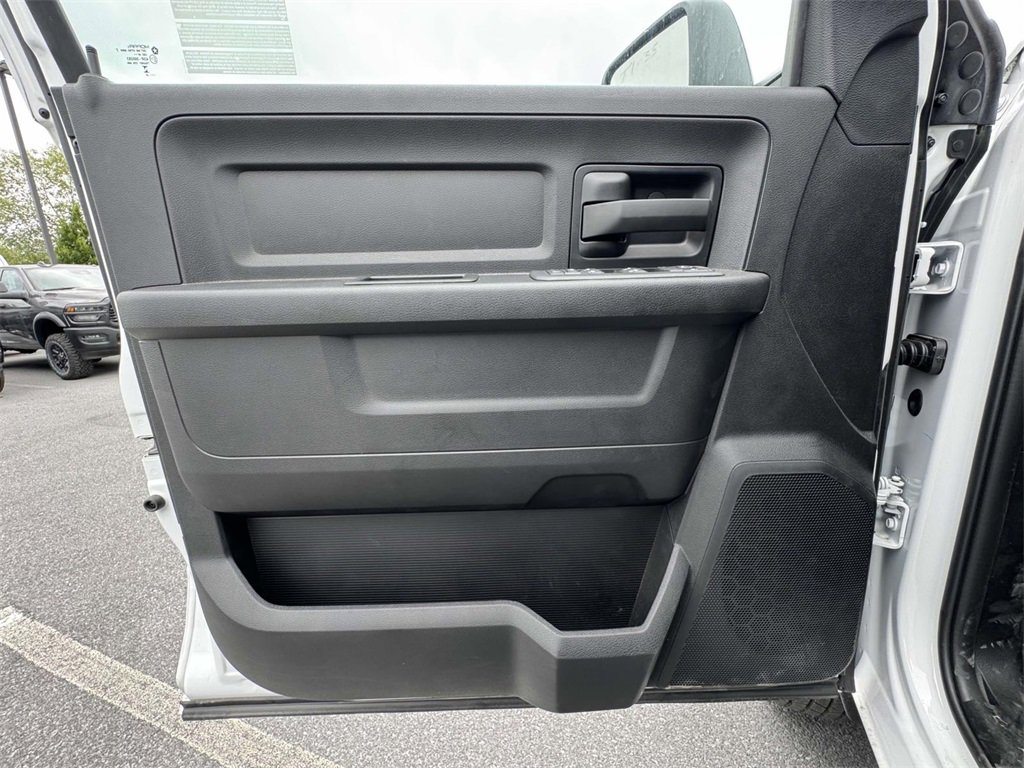 New 2025 RAM 3500 Tradesman image 26