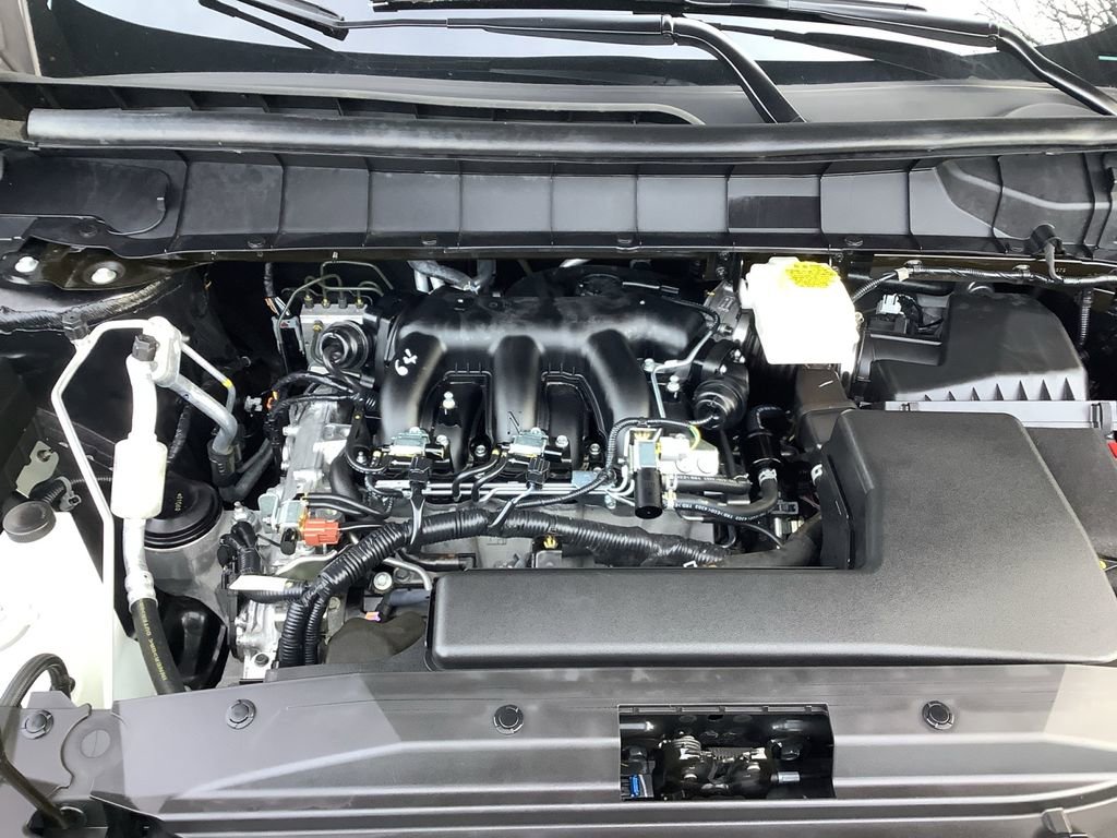 Used 2025 Nissan Pathfinder Rock Creek image 9