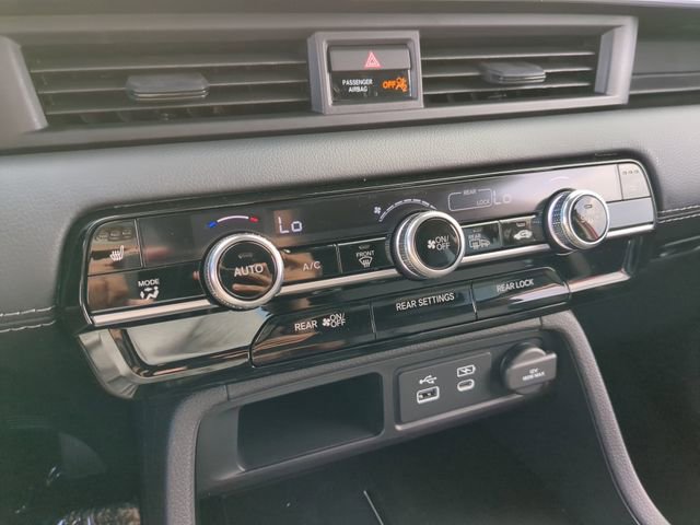 New 2025 Honda Pilot Touring image 25