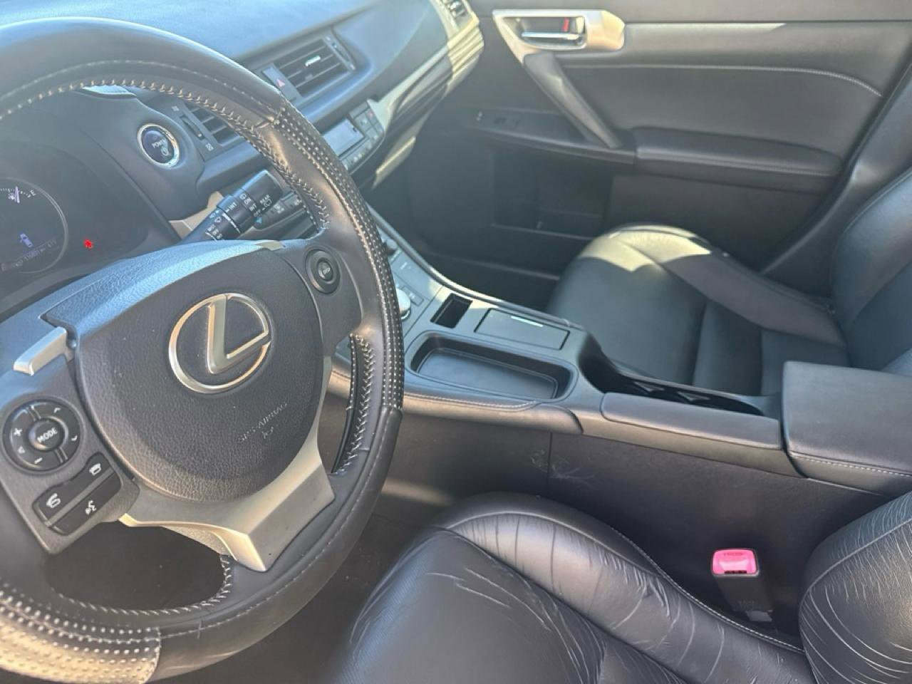 Used 2014 Lexus CT 200h image 20
