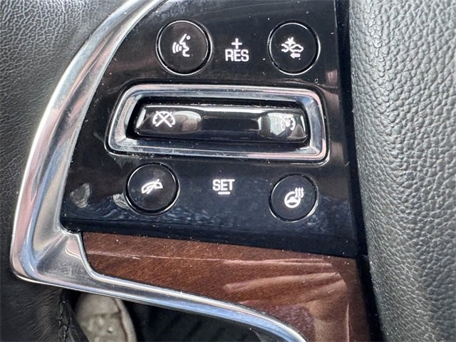 Used 2020 Cadillac Escalade Luxury image 16