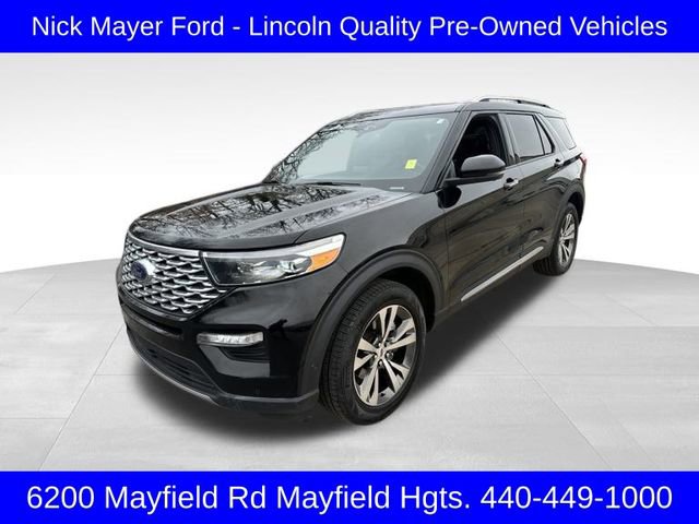 Used 2020 Ford Explorer Platinum w/ Premium Technology Package image 3