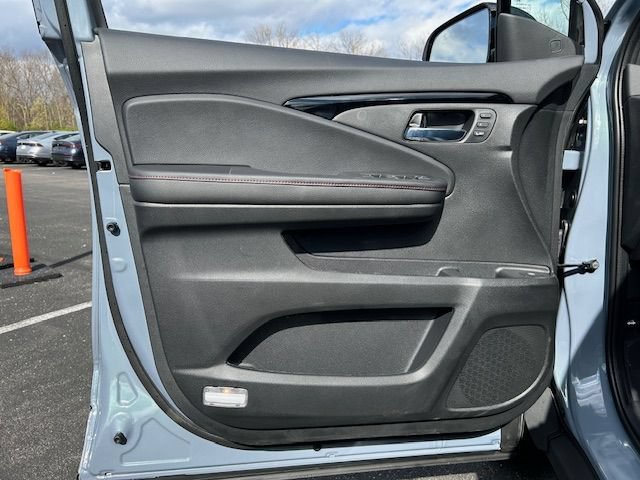 New 2026 Honda Ridgeline Black Edition image 19