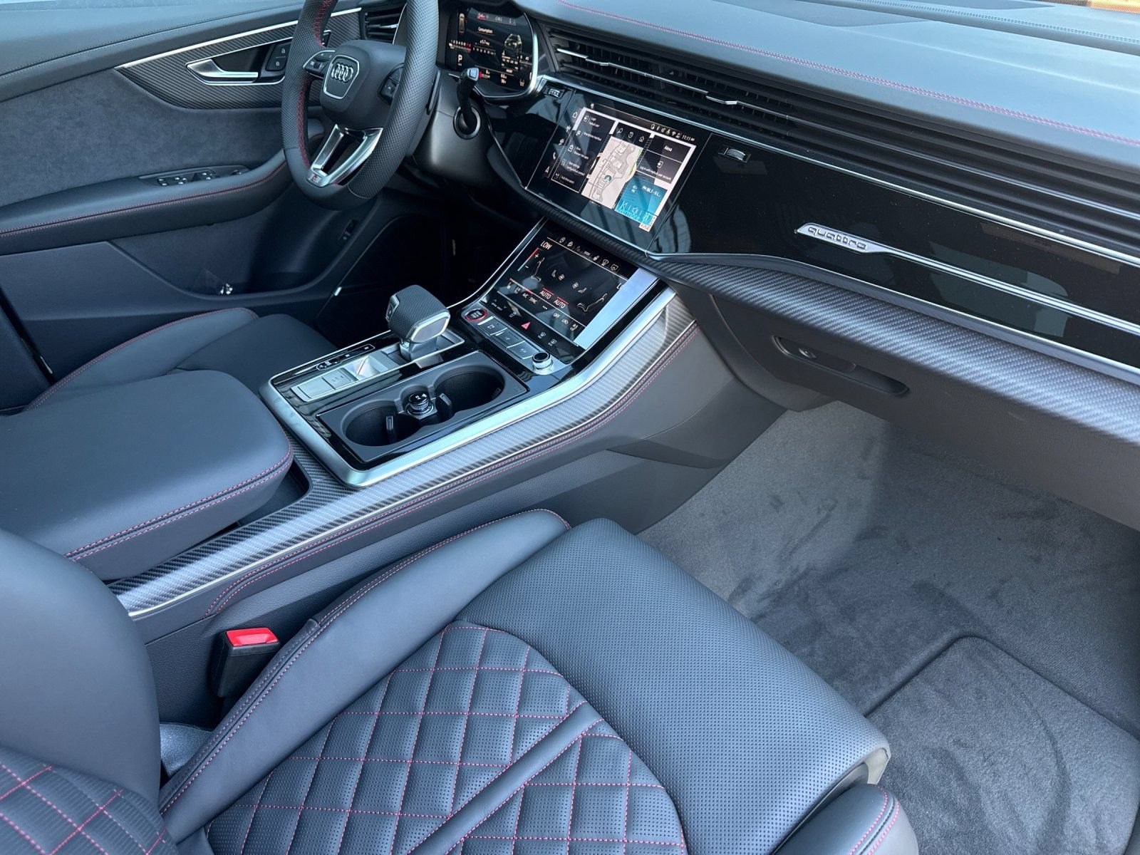 New 2026 Audi SQ8 Prestige AWD/4WD image 16
