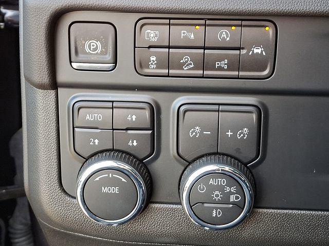 Used 2025 Chevrolet Tahoe Z71 image 28