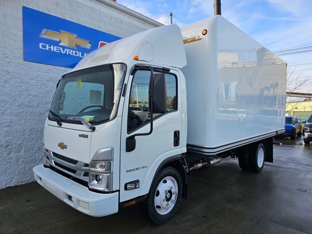New 2025 Chevrolet Low Cab Forward 5500XG RWD image 2