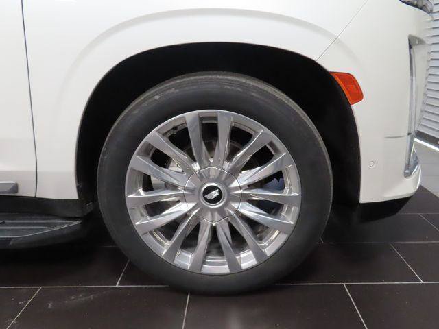 Certified 2024 Cadillac Escalade Premium Luxury w/ Performance Package AWD/4WD image 46