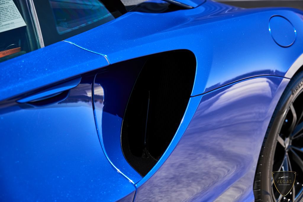 Used 2025 McLaren Artura RWD image 10