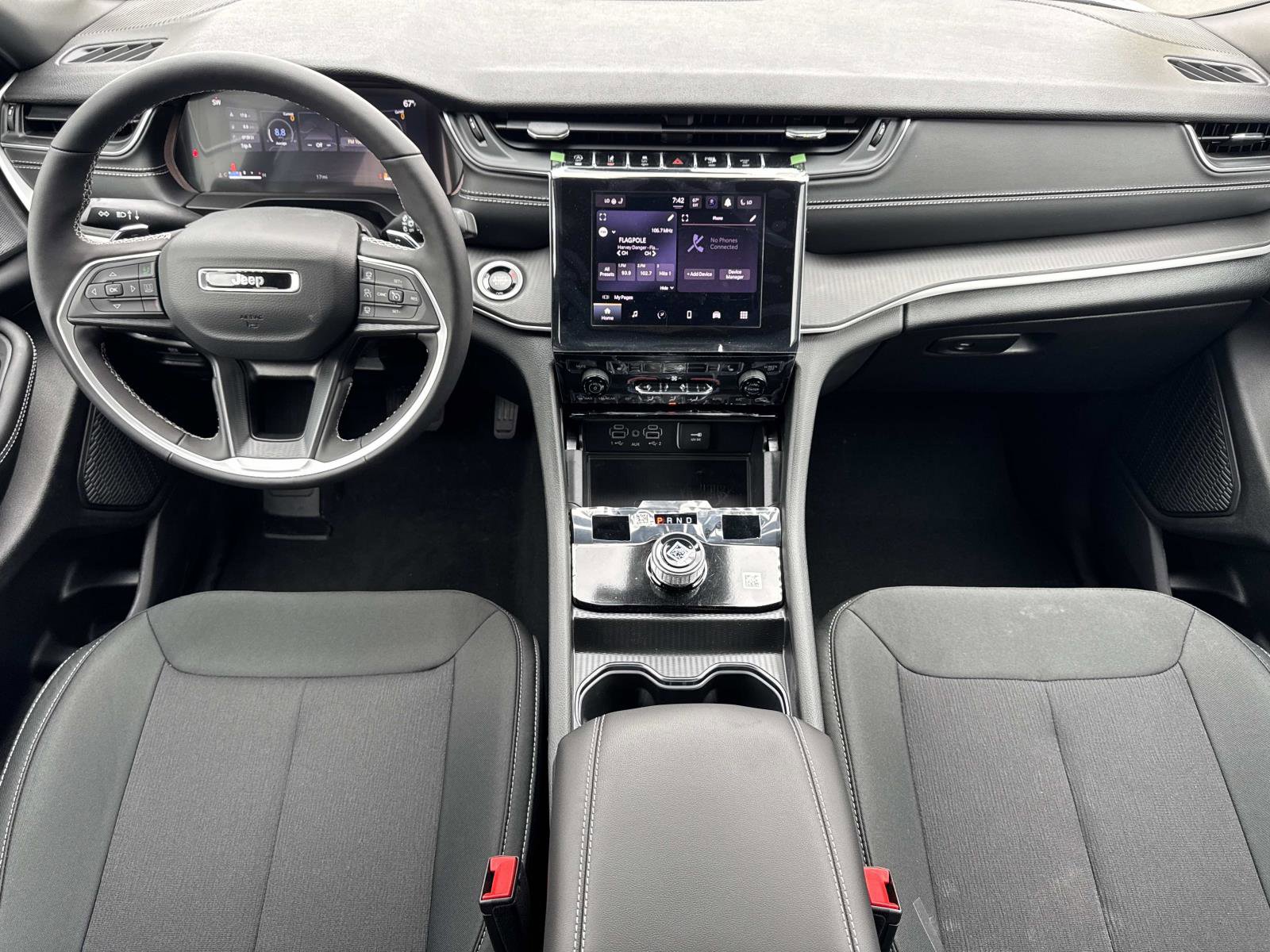 New 2026 Jeep Grand Cherokee L 2WD image 6