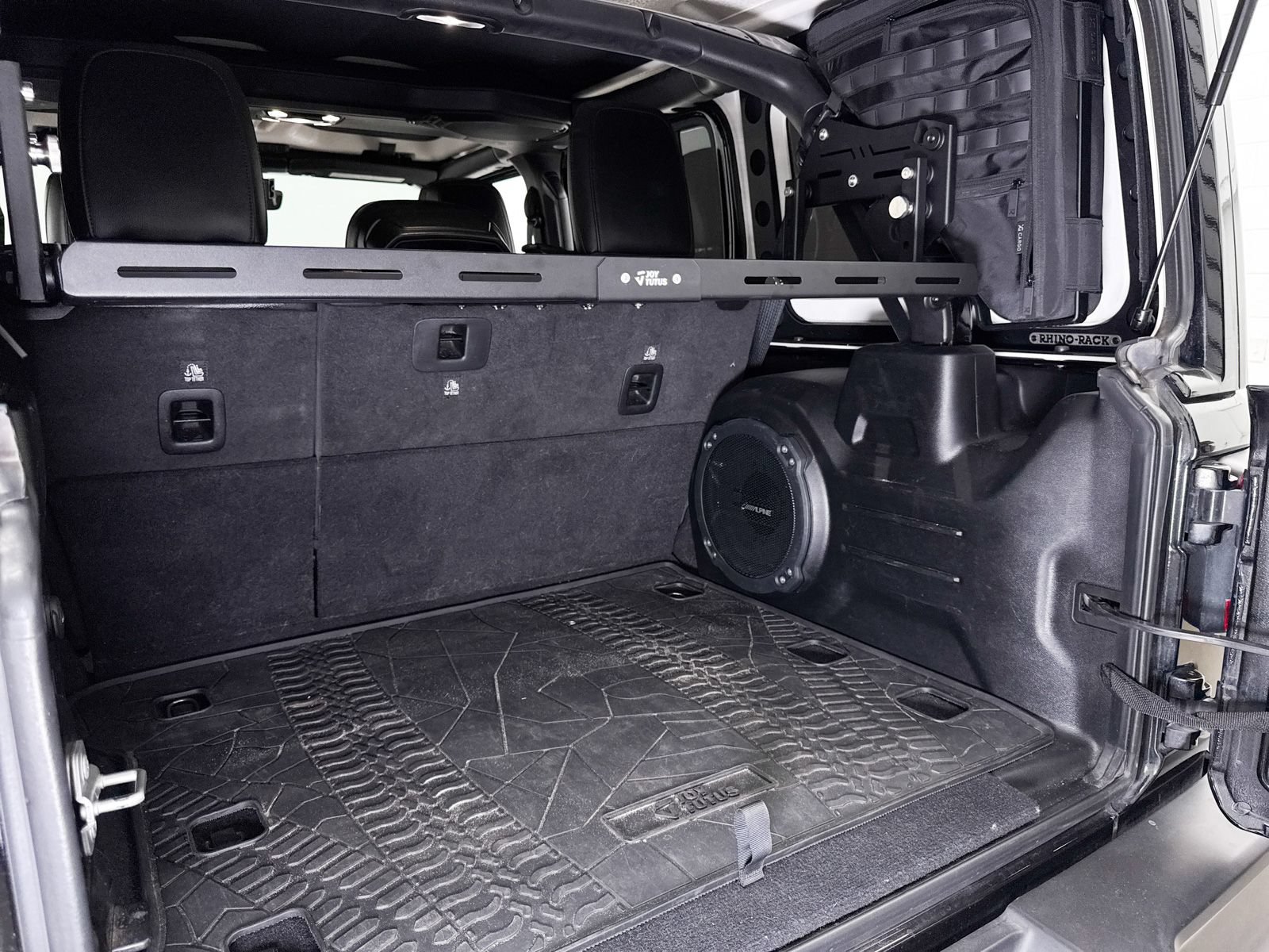 Used 2021 Jeep Wrangler Unlimited Rubicon AWD/4WD image 31