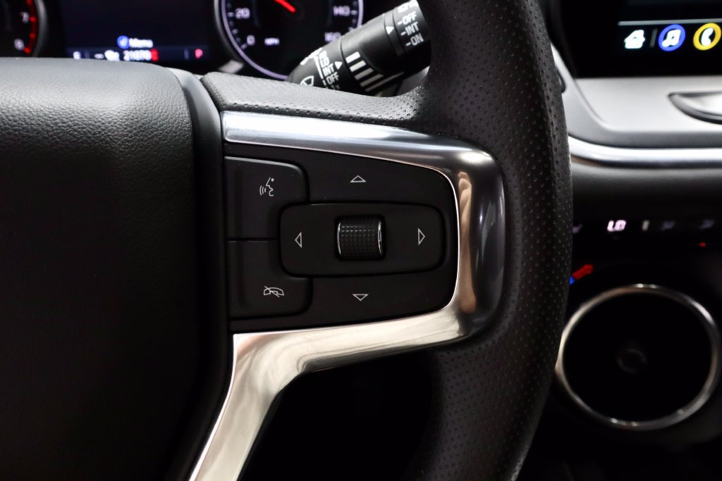 Used 2024 Chevrolet Blazer LT w/ Convenience Package FWD image 29