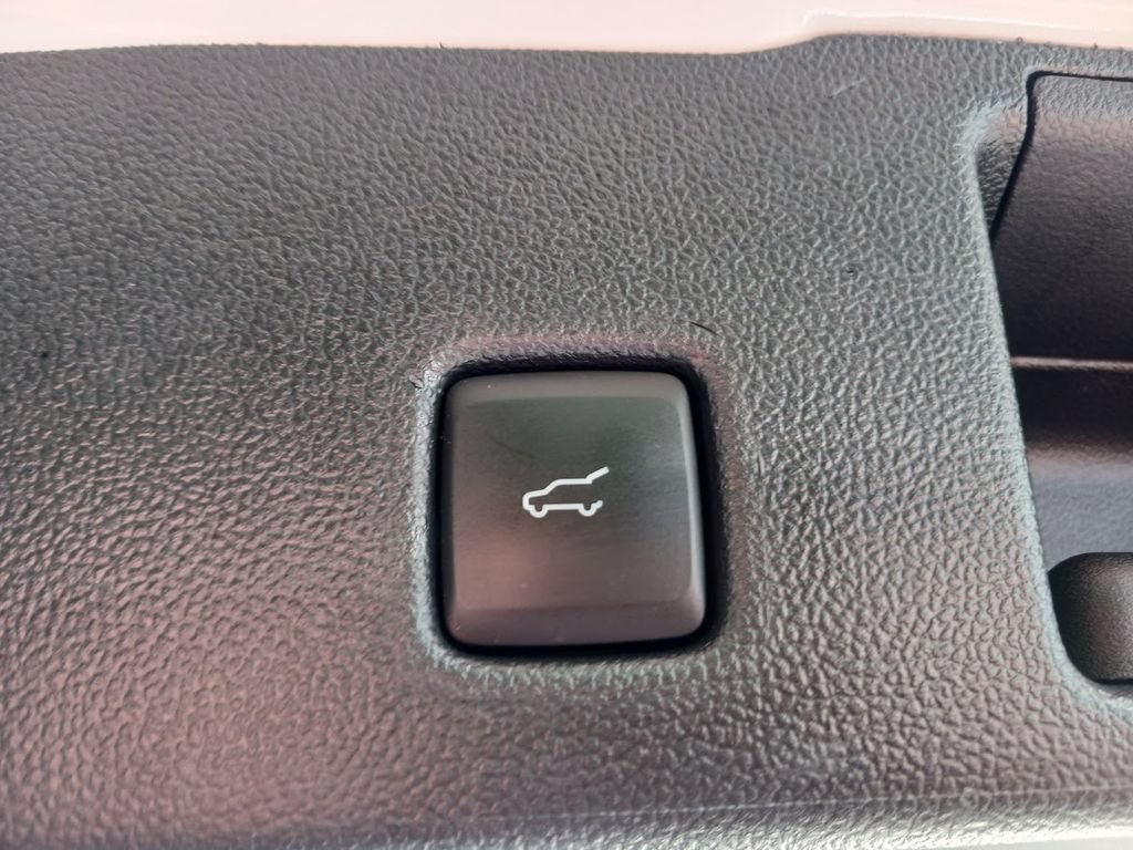Used 2023 Ford Escape Active w/ Tech Pack #2 AWD/4WD image 11