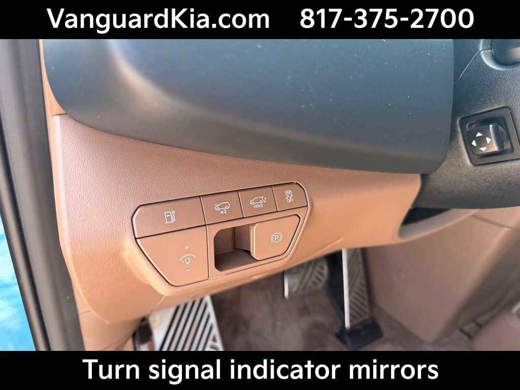 Certified 2024 Kia EV9 GT-Line AWD/4WD image 16
