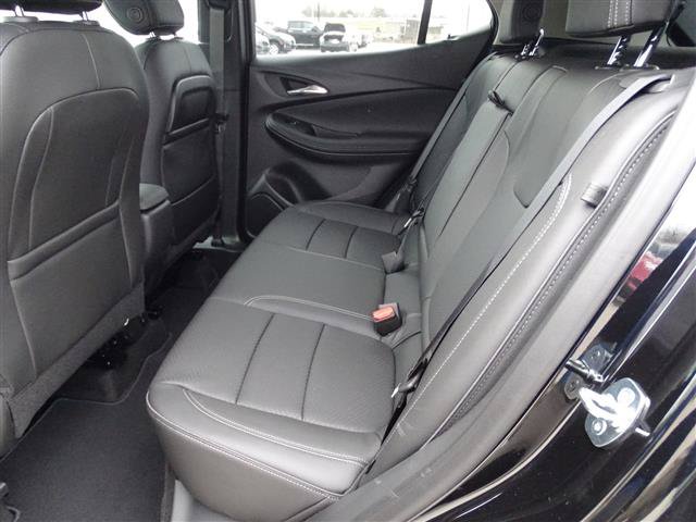 Used 2023 Buick Encore GX Essence w/ Experience Buick Package FWD image 7